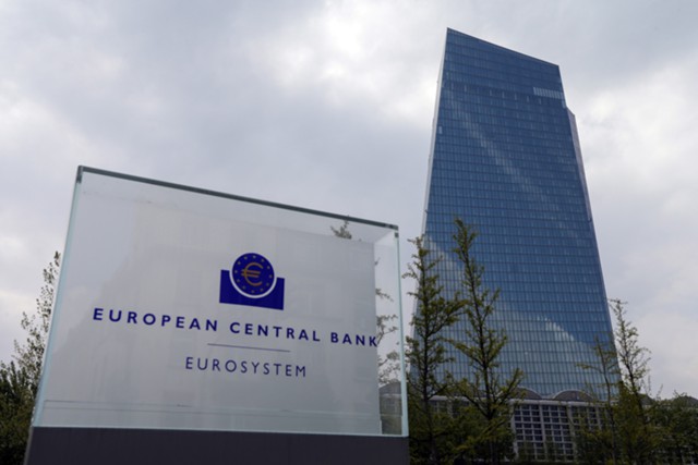 ЕЦБ скупает бонды