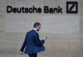 Deutsche Bank выплатит
